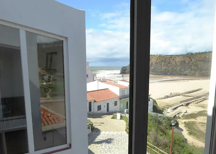 Ponta Branca House オデセイシェ